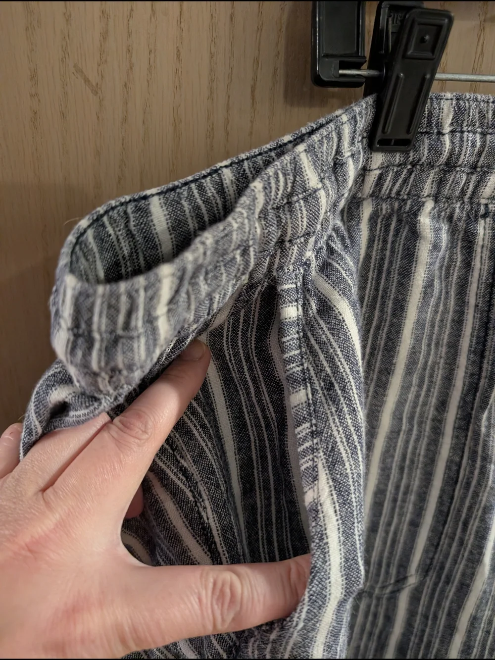 Lane Bryant 22/24 Navy and White Striped Linen Blend Pants